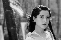 曾黎，我不是中戏两百年美女，我是自己独特的存在