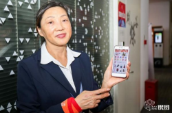 65岁保洁阿姨网购半年狂购16麻袋，揭秘她的网购生活与消费观