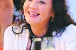 马筱梅前夫勇敢对决张兰，一场豪门恩怨的硬刚较量