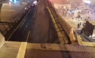 大桥护栏被刮倒引发质疑，豆腐渣工程？安全隐患亟待解决！