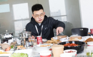 浙江男子河南旅游3个月狂增30斤，揭秘中原美食魅力与旅行中的体重挑战