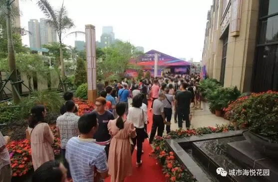 五一狂欢，开发商全力抢客！一地买房送黄金，抢购热潮席卷而来！