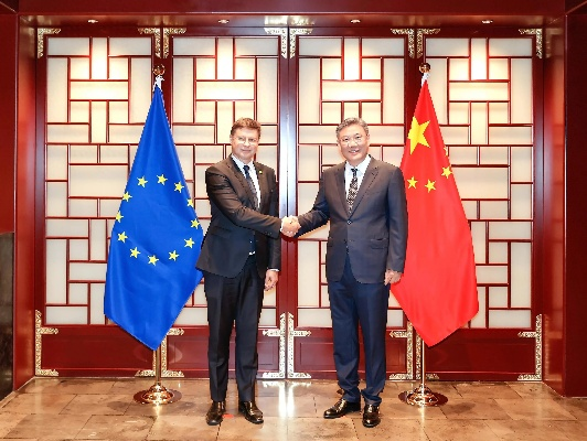 中欧全面取消交往限制，新时代合作新篇章