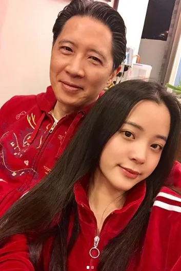 台当局威胁查处欧阳娜娜等艺人，两岸关系紧张再掀波澜