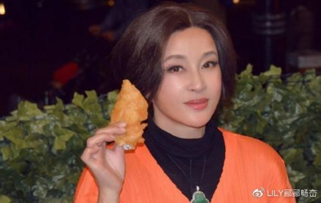刘晓庆否认偷税风波再起，举报人再发声引发热议