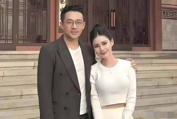 汪小菲马筱梅婚礼现场引热议，简陋风格引发网友吐槽