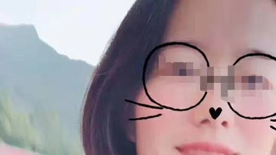 女海归家门口遇刺身亡，凶手竟称正当防卫，真相令人震惊！